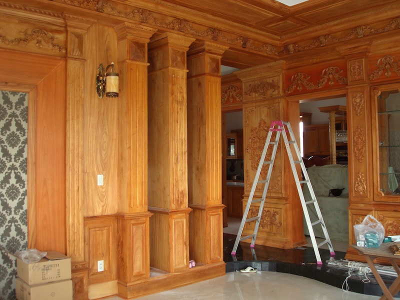Mẫu gỗ tự nhiên ốp tường phòng khách